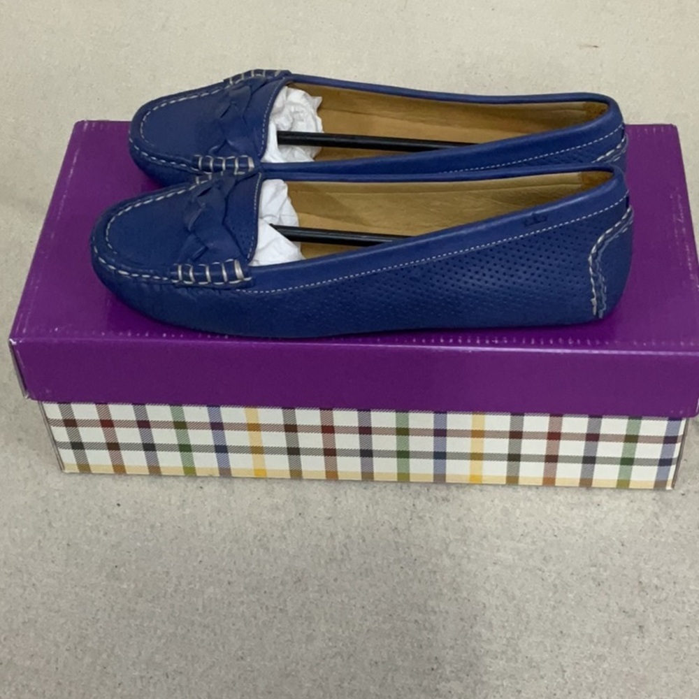 NEW IN BOX woman’s Peter Millar flats golf shoes